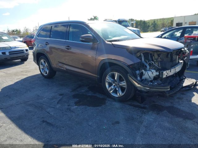  Salvage Toyota Highlander