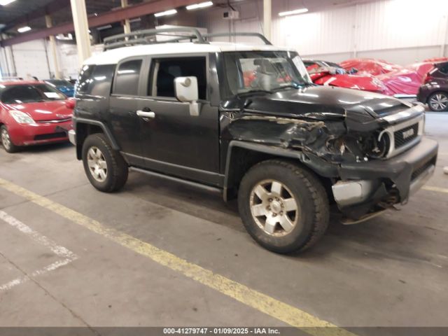  Salvage Toyota FJ Cruiser