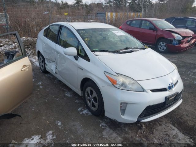  Salvage Toyota Prius