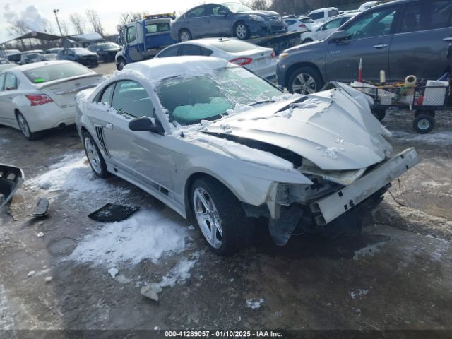  Salvage Ford Mustang