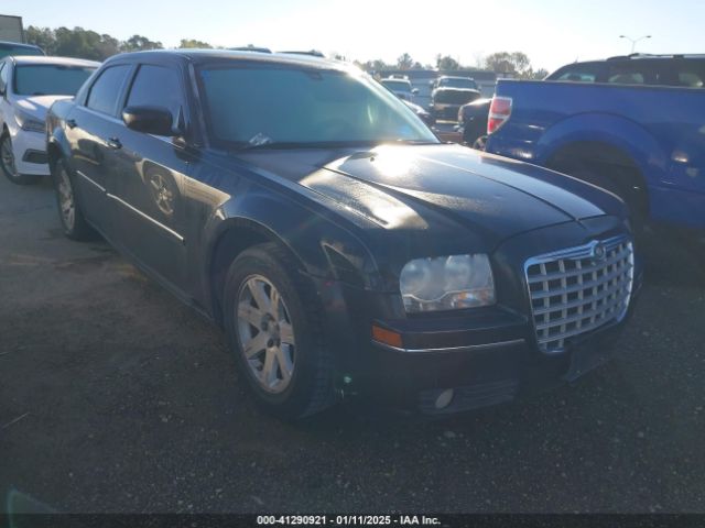  Salvage Chrysler 300