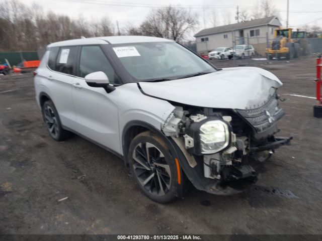  Salvage Mitsubishi Outlander