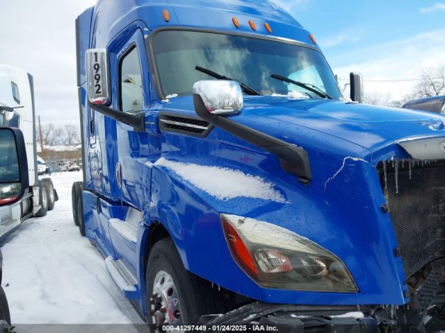  Salvage Freightliner New Cascadia 126