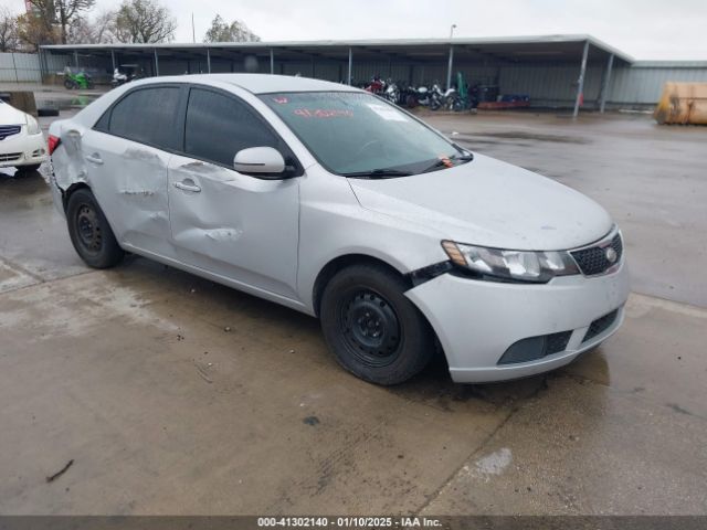  Salvage Kia Forte