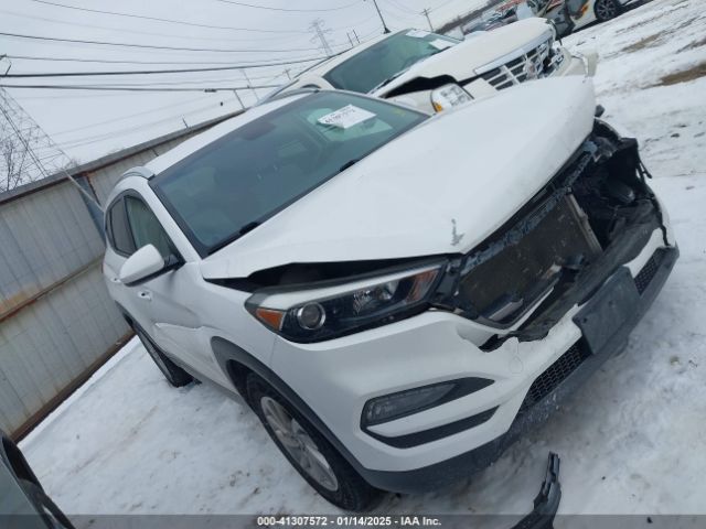  Salvage Hyundai TUCSON