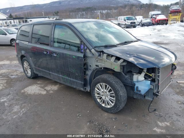  Salvage Chrysler Town & Country