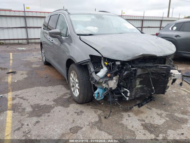  Salvage Chrysler Pacifica