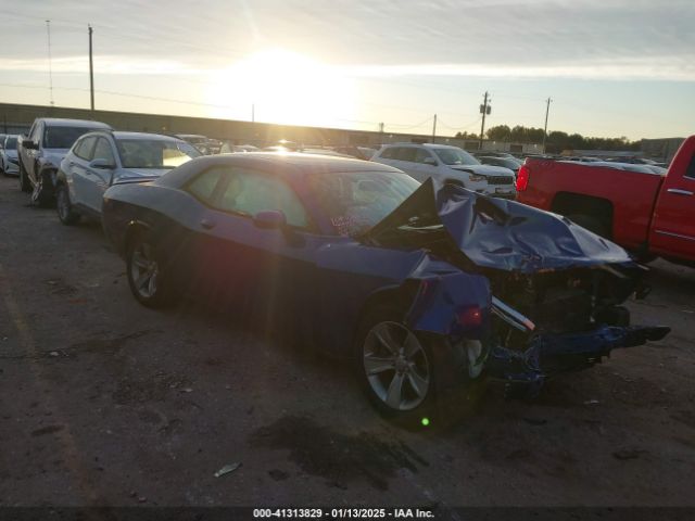  Salvage Dodge Challenger