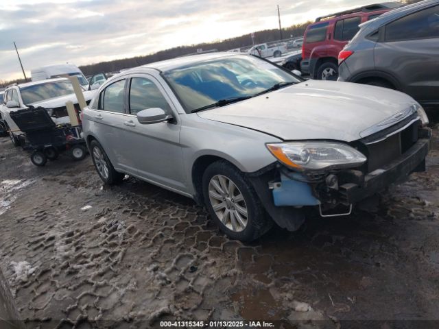  Salvage Chrysler 200