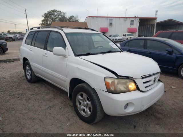  Salvage Toyota Highlander