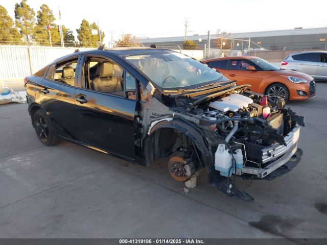  Salvage Toyota Prius