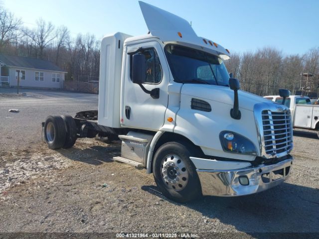  Salvage Freightliner Cascadia 113