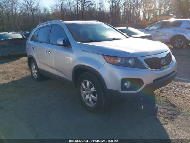  Salvage Kia Sorento