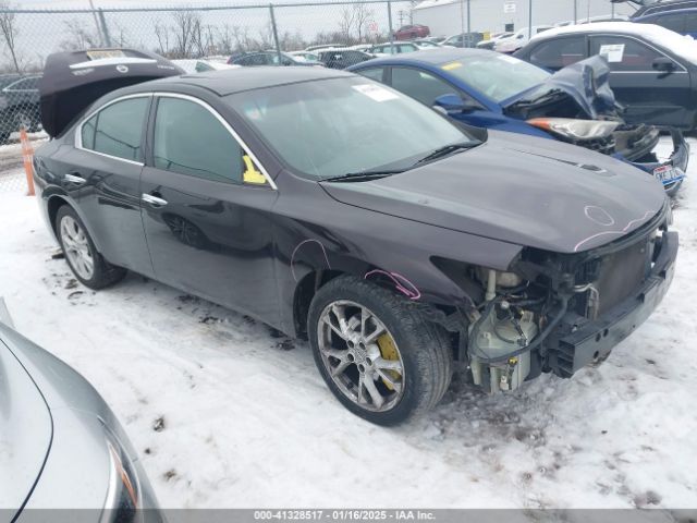  Salvage Nissan Maxima