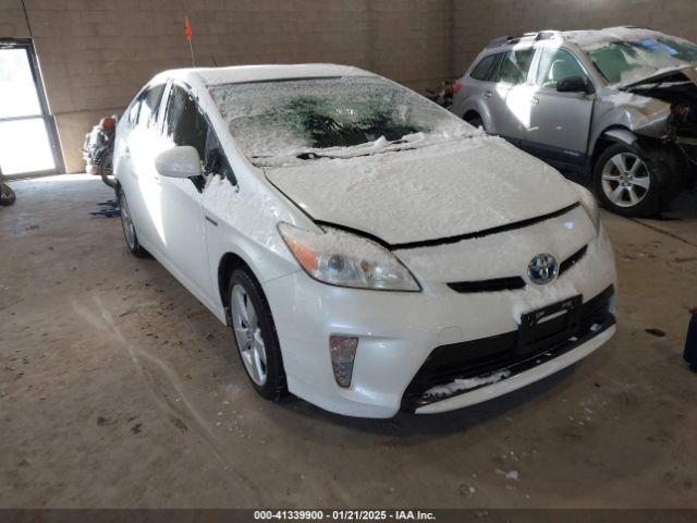  Salvage Toyota Prius