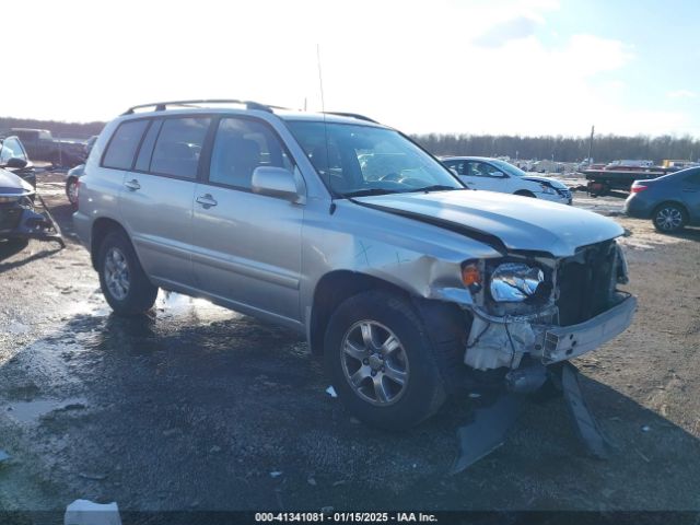  Salvage Toyota Highlander