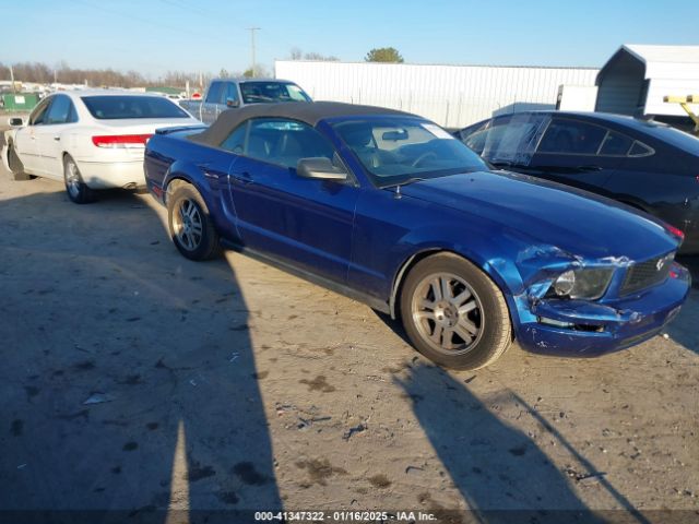  Salvage Ford Mustang