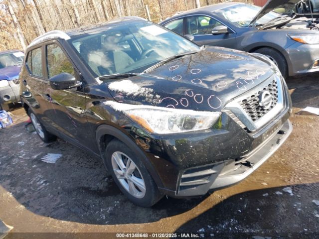  Salvage Nissan Kicks