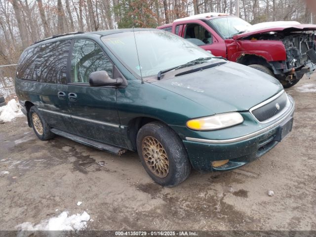  Salvage Chrysler Town & Country