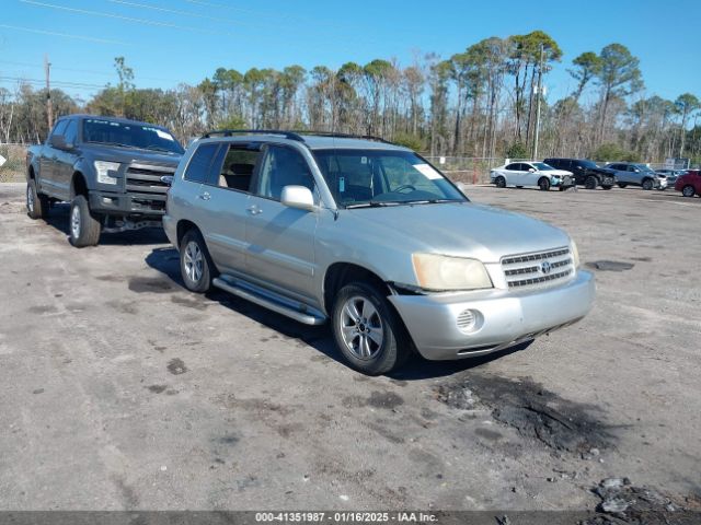  Salvage Toyota Highlander