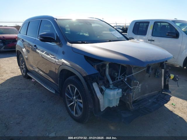  Salvage Toyota Highlander