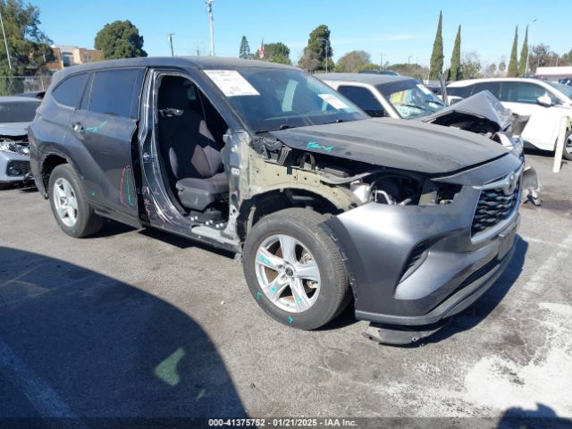  Salvage Toyota Highlander