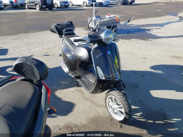  Salvage Vespa Primavera