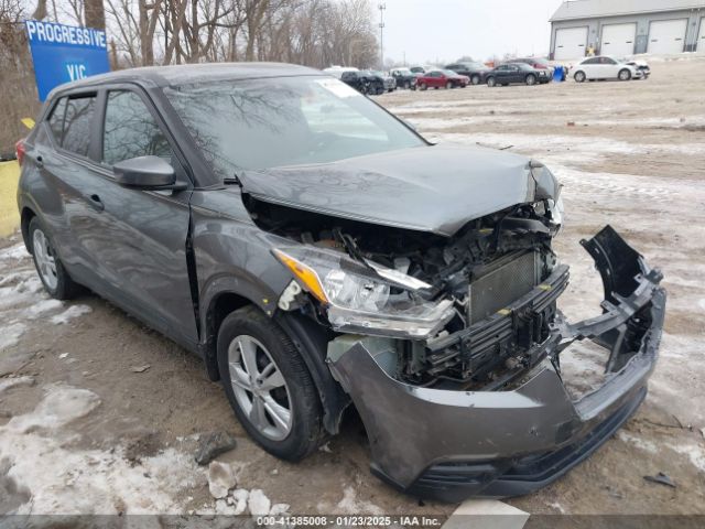  Salvage Nissan Kicks