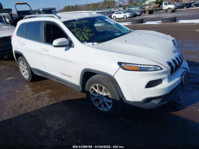  Salvage Jeep Cherokee