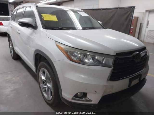  Salvage Toyota Highlander