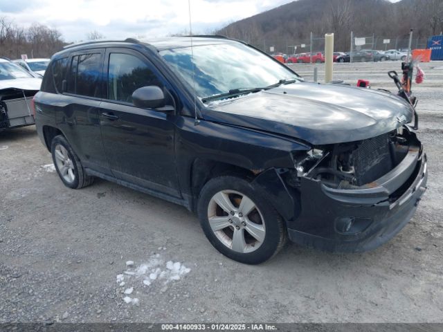  Salvage Jeep Compass