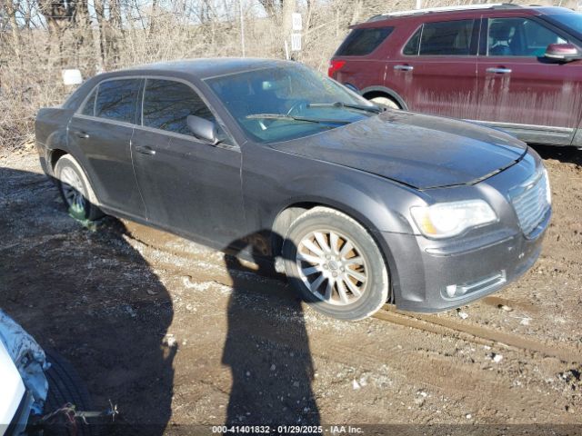  Salvage Chrysler 300