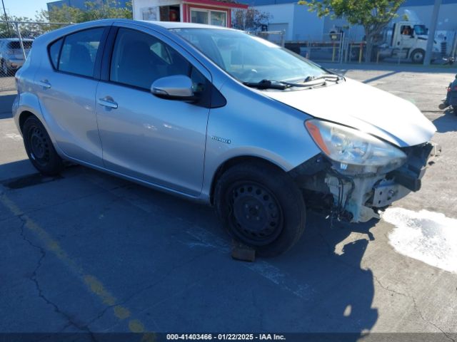  Salvage Toyota Prius c