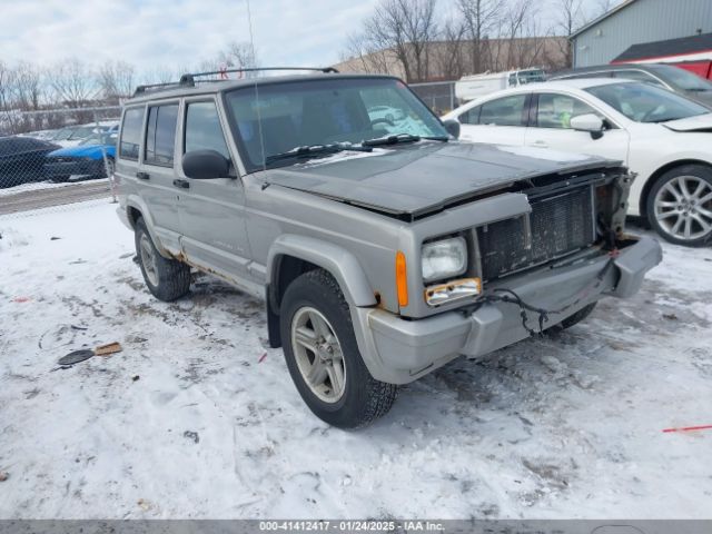  Salvage Jeep Cherokee