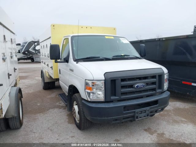  Salvage Ford E-450