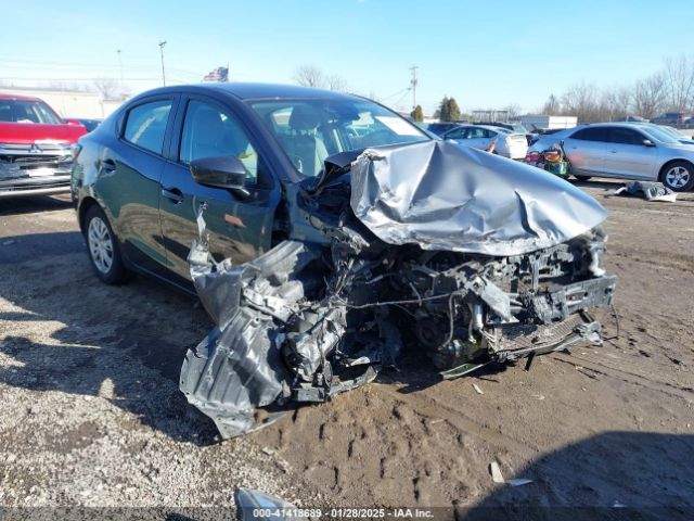  Salvage Toyota Yaris