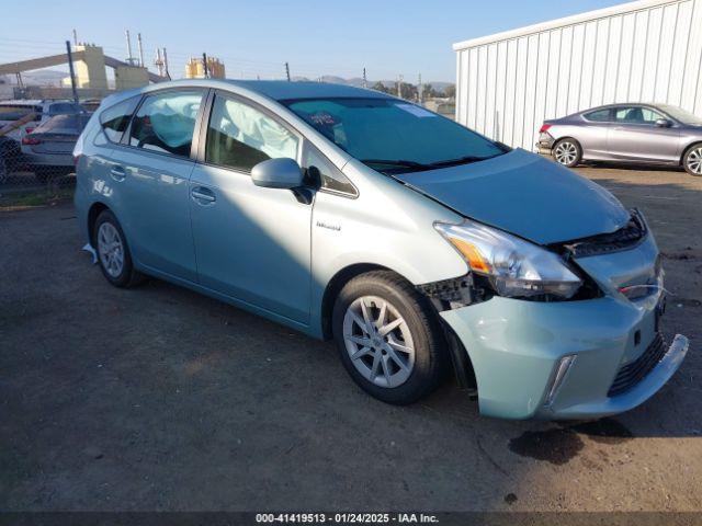  Salvage Toyota Prius v