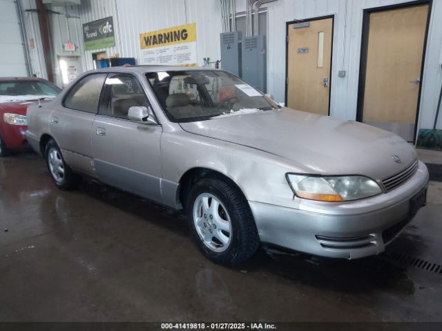  Salvage Lexus Es