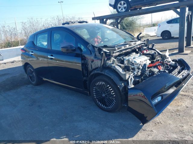  Salvage Nissan LEAF