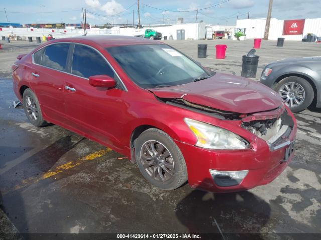  Salvage Nissan Altima