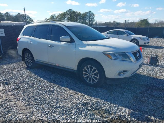  Salvage Nissan Pathfinder