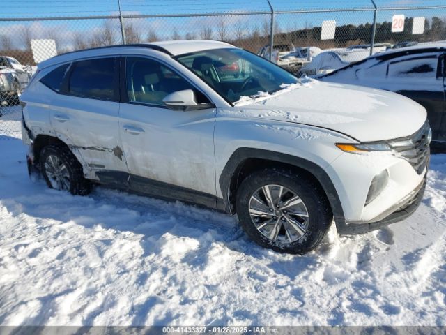  Salvage Hyundai TUCSON