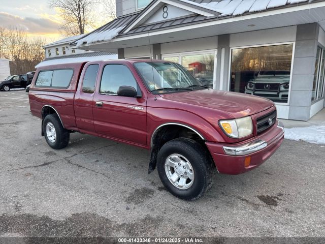  Salvage Toyota Tacoma