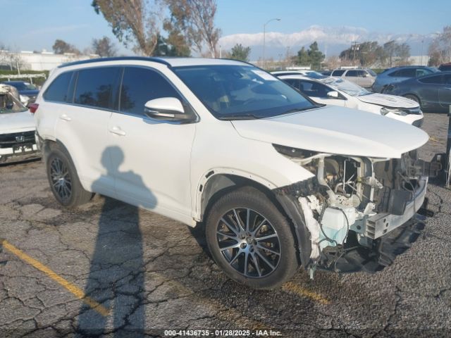  Salvage Toyota Highlander