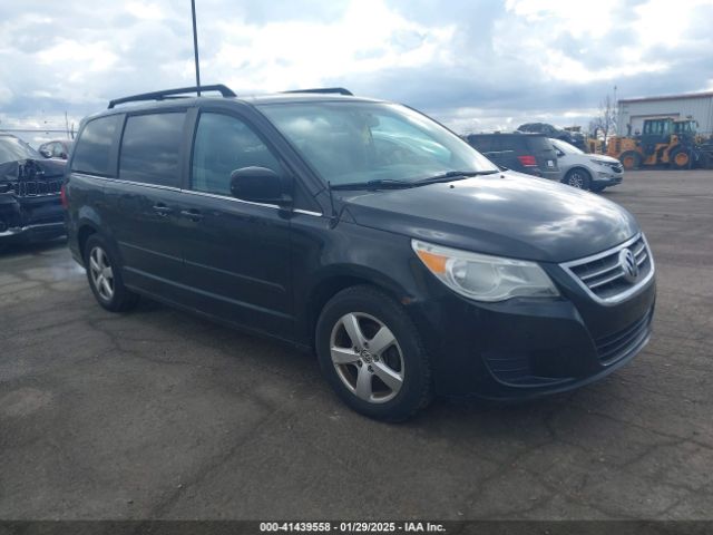  Salvage Volkswagen Routan