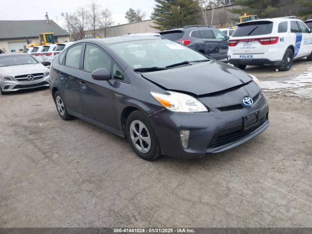  Salvage Toyota Prius