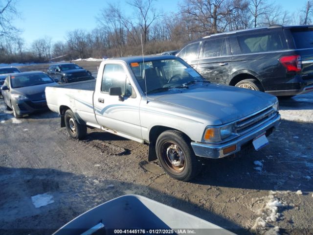  Salvage Toyota Pickup