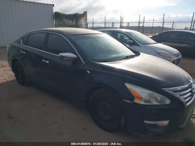  Salvage Nissan Altima