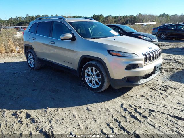  Salvage Jeep Cherokee