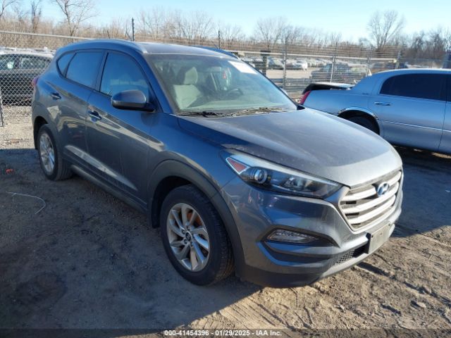  Salvage Hyundai TUCSON